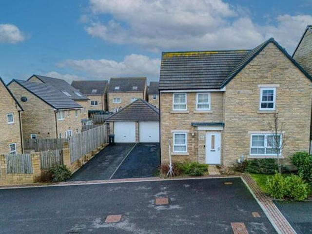 House for sale in Paradise Green, Bradford