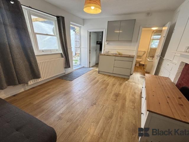 House for rent in Clifton Estate, Greater London