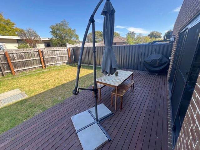 Room for rent in Camerons Creek, Victoria