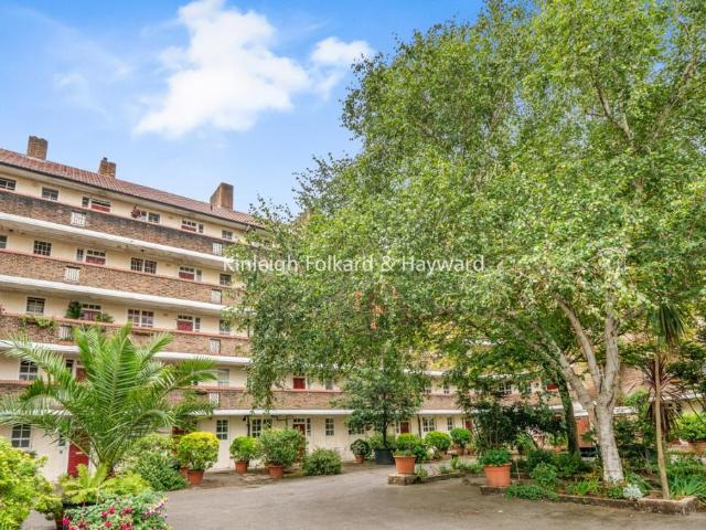 House for rent in Oval, Greater London