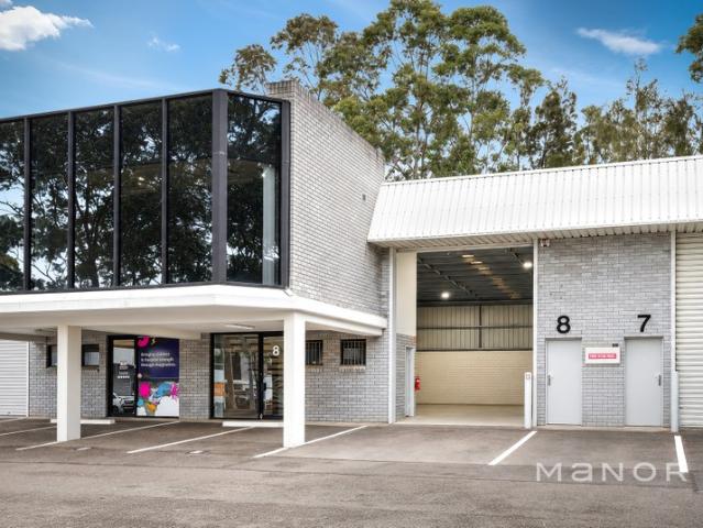 Warehouse for rent in Castle Hill Trading Zone, Sydney
