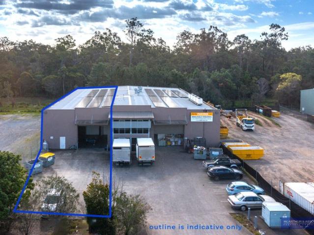 Warehouse for rent in Toombul, Queensland