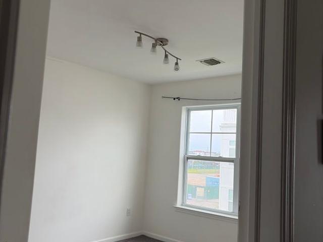 Room for rent in Queens, Arverne