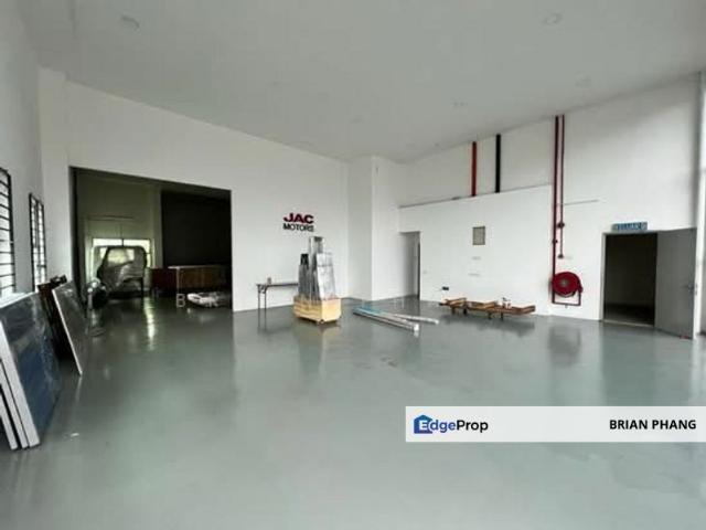 Warehouse for rent in Petaling, Alam Impian