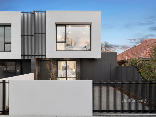 House for sale in Bentleigh