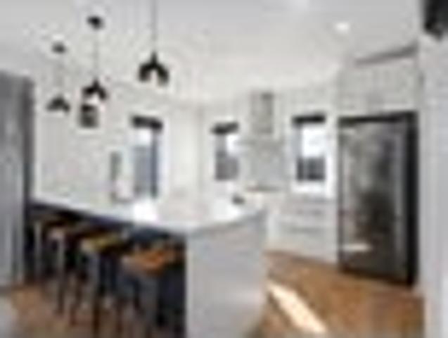 House for sale in Chaslands, Canterbury