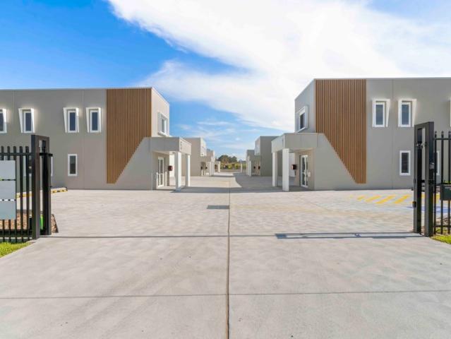 Warehouse for rent in South Nowra, New South Wales