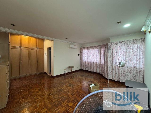 Room for rent in Petaling, Damansara Damai