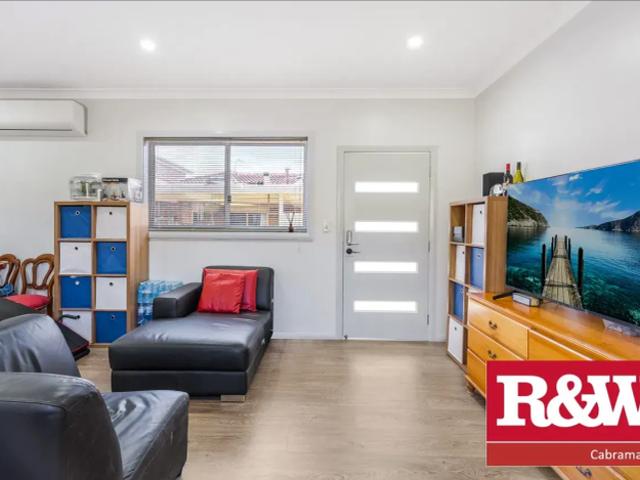 Granny Flat for rent in Sydney, New South Wales