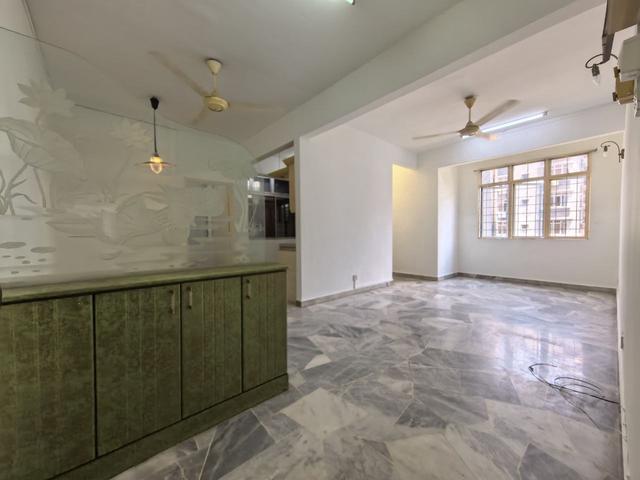 Apartment for sale in Majlis Bandaraya Subang Jaya, Petaling