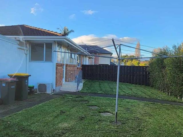Apartment for rent in Howick Central, Howick