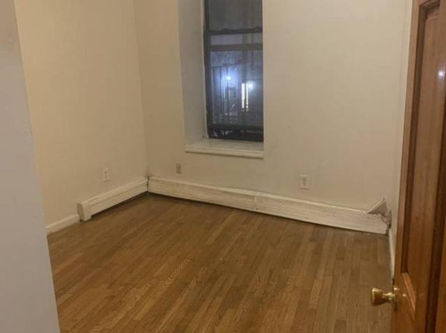 Room for rent in Arverne, New York
