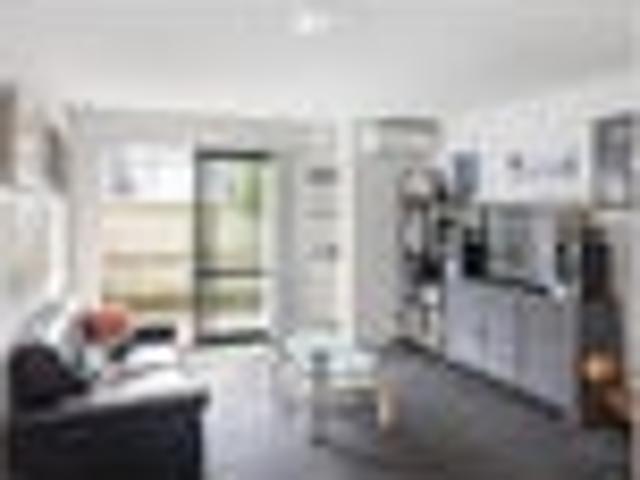 Apartment for sale in Heathcote, Canterbury
