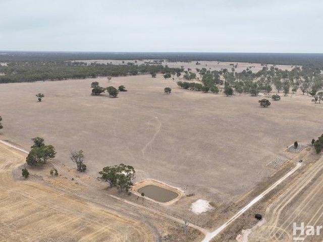 Acreage for sale in Clear Lake, Victoria