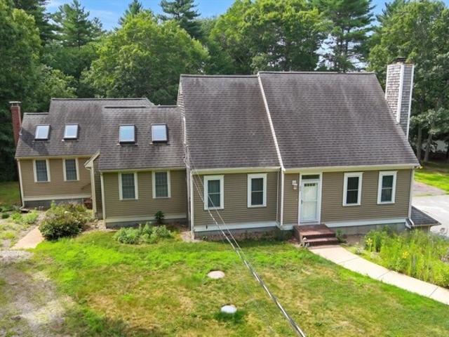 House for sale in Lakeville, Massachusetts