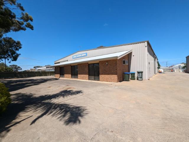 Warehouse for rent in Horseshoe Creek, South Australia