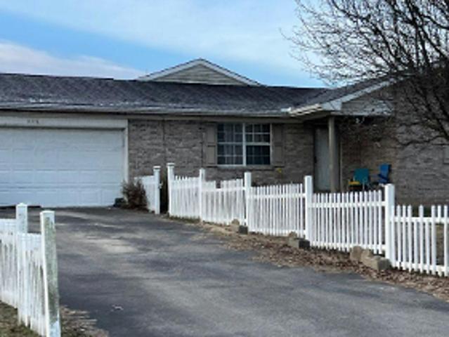House for sale in Woodlawn-Meadow Spring, Jefferson City