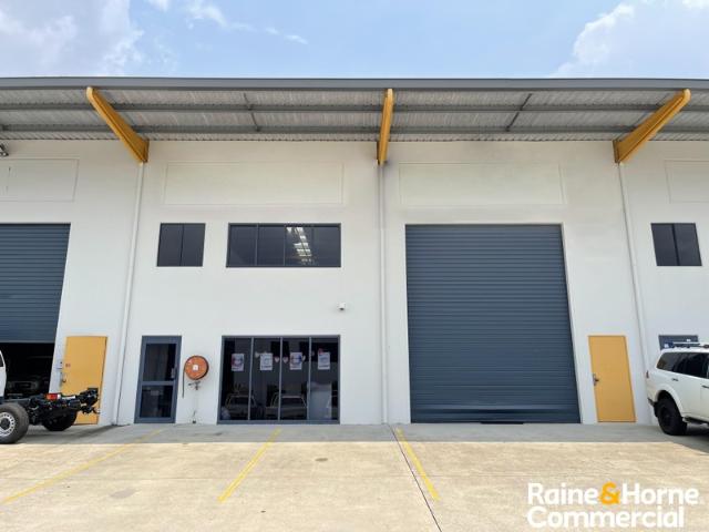 Warehouse for rent in Toombul, Queensland