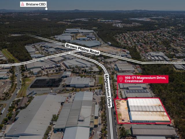 Warehouse for rent in Toombul, Queensland