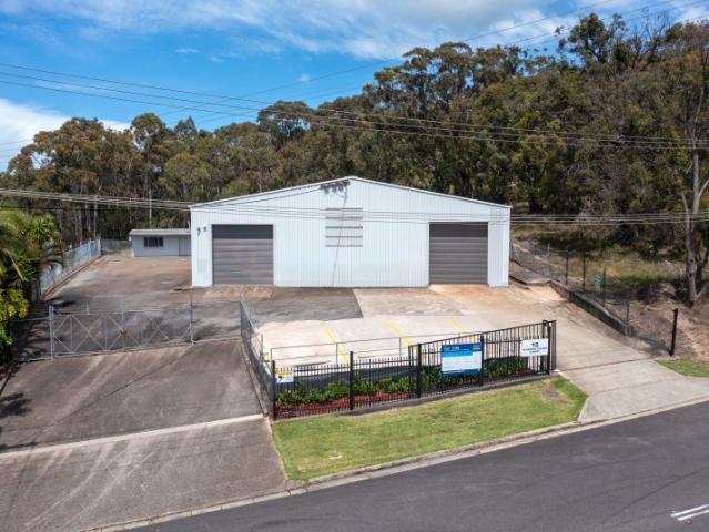 Warehouse for sale in Cardiff, Newcastle-Maitland