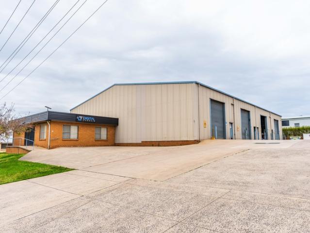 Warehouse for rent in Orange, New South Wales