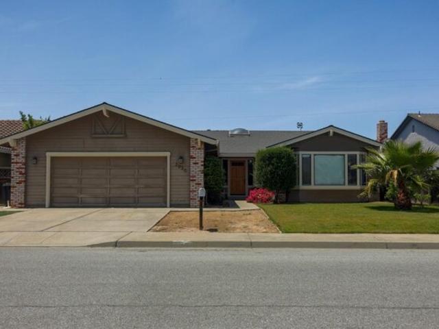 House for sale in Hollister House for sale in Hollister
