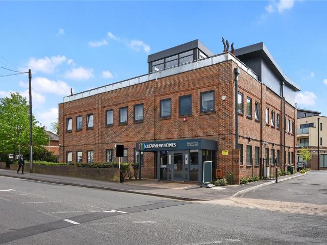 House for rent in Northwood, Greater London