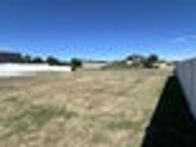 Land for sale in Chaslands, Canterbury