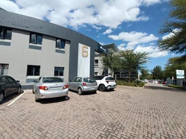 Commercial for rent in Nooitgedacht, Gauteng
