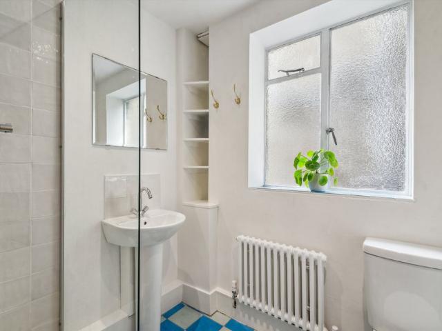 Apartment for rent in Kennington, Greater London