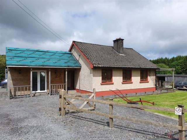 Detached House for sale in Corry, Connacht