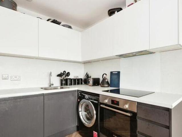 House for sale in Pachesham Park, Surrey