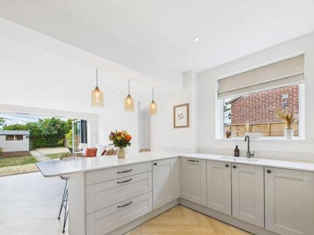 House for sale in Cleevemount, Golden Valley