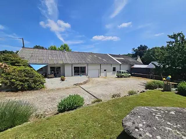 Maison vente à Kerlann, Cléguérec