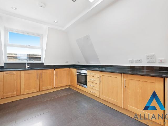 Apartment for rent in Limehouse, Greater London