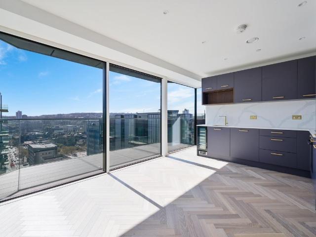 Apartment for rent in Callis Yard, Greater London