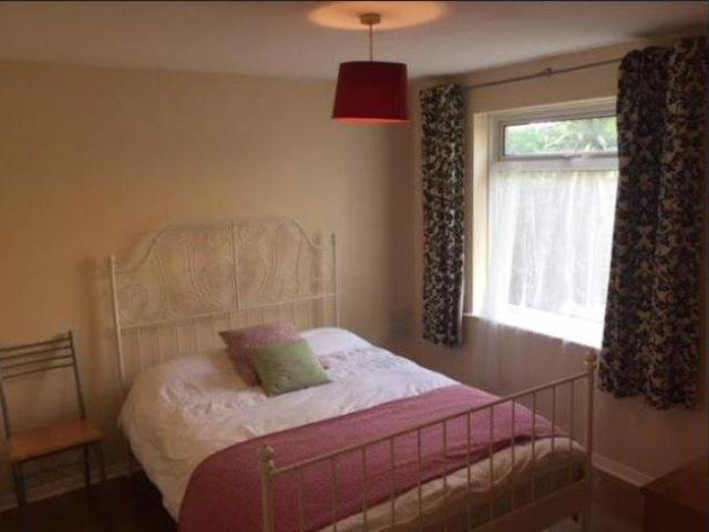 House for rent in Barracks, The Bridge