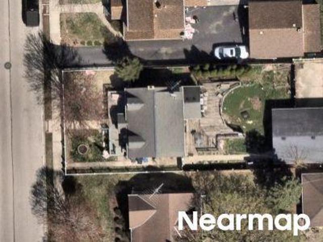 House for sale in Crest Hill, Illinois