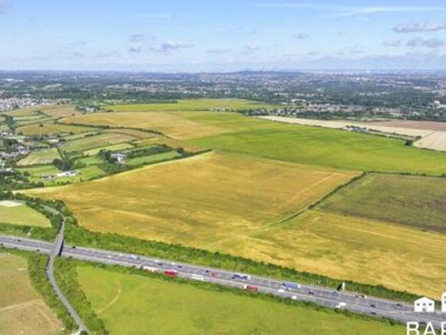 House for sale in Hawley, Monks Orchard