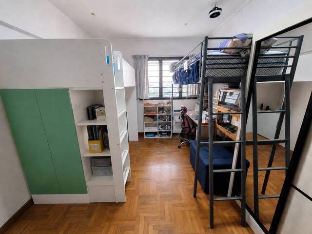 Room for rent