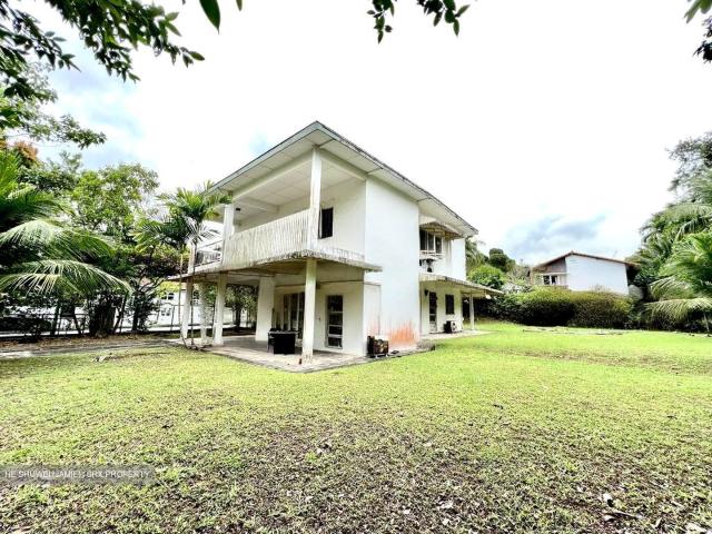 Detached House for sale