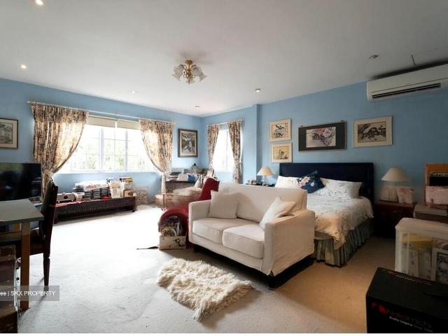 Detached House for sale