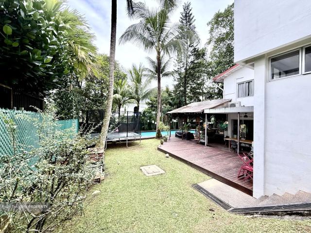 Detached House for sale