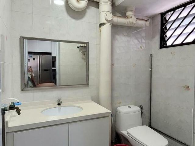HDB House for rent in Clementi