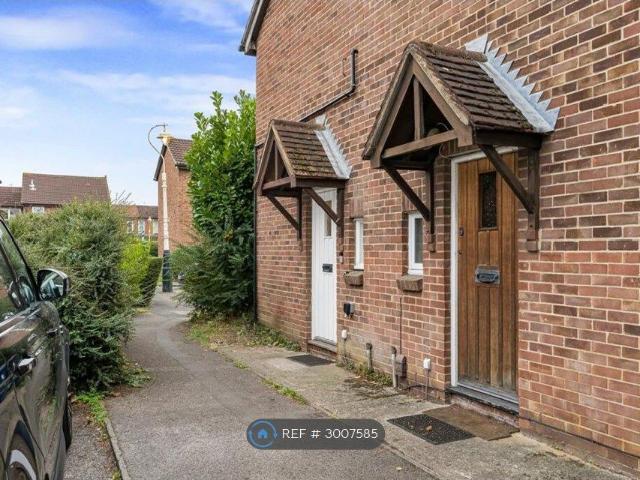 House for rent in London Borough of Ealing, Hanwell