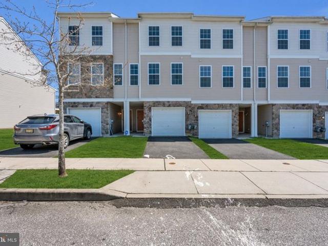 Townhouse for sale in Clementon, New Jersey