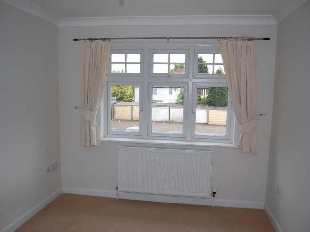 Apartment for rent in Pachesham Park, Surrey
