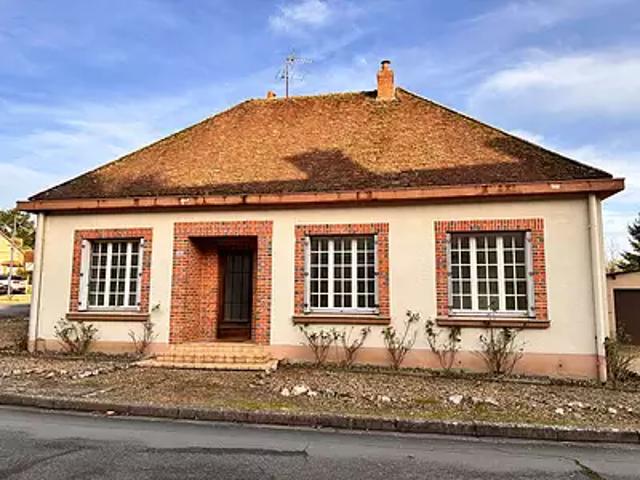 Maison vente à Vierzon, Clémont