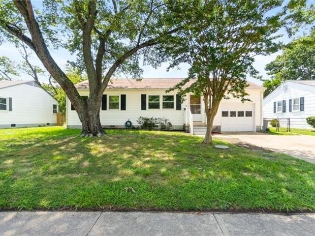 House for sale in Hampton House for sale in Hampton