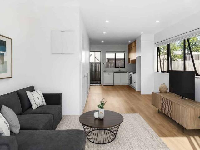 Townhouse for rent in Leabank, Manurewa
